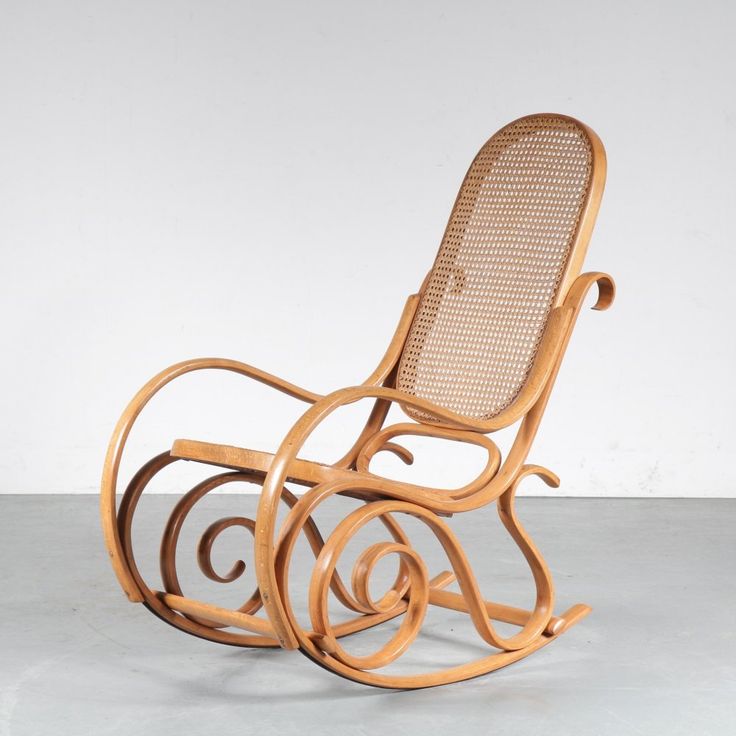 HERMES MUEBLES CLÁSICOS MODERNOS